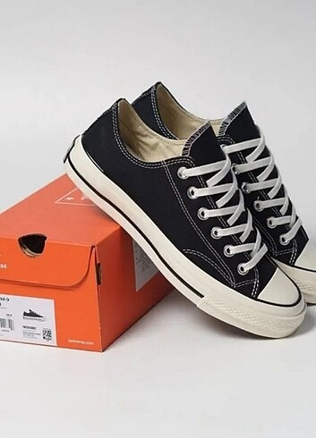 Converse Chuck Taylor 70 Low 