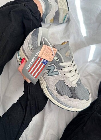 New Balance 2002R Rain Cloud