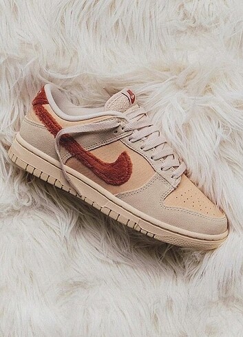 38 Beden Nike Dunk Low Terry Swoosh 
