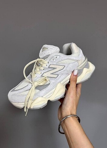 New Balance 9060 Quartz
