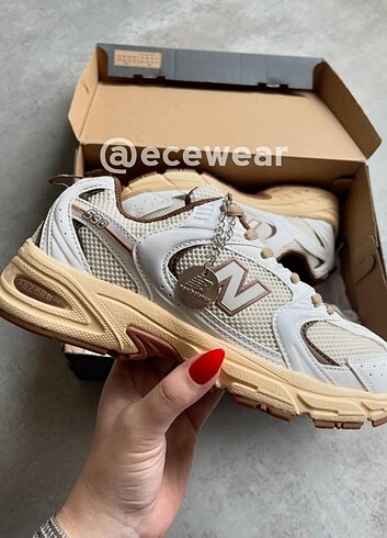 New Balance New Balance 530 Brown White