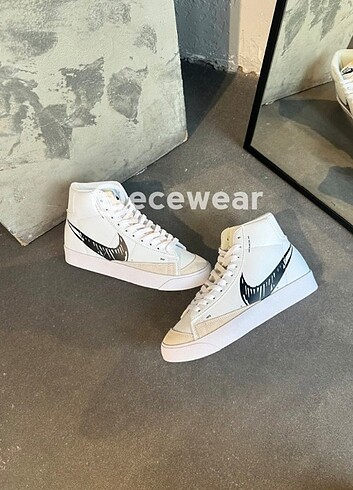 Nike Blazer Mid 77 Sketch 