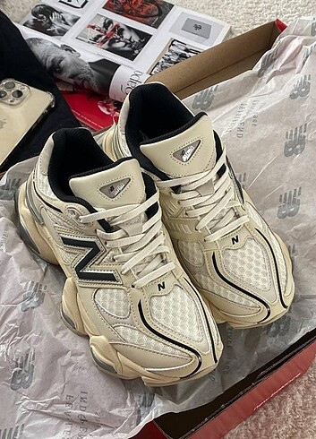 37 Beden camel Renk New Balance 9060 Turtledove