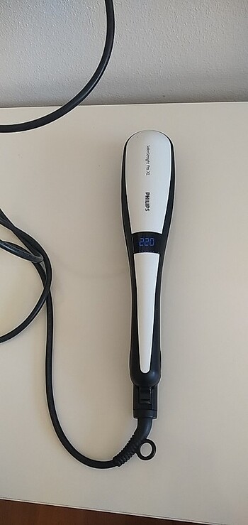 Philips marka saç düzleştirici 