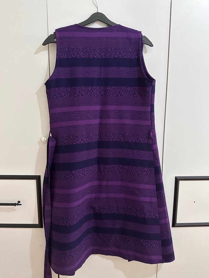 Uzun Mor Desenli Kadın Yelek - Görsel 4