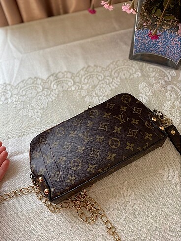Beden Louis Vuitton Çanta