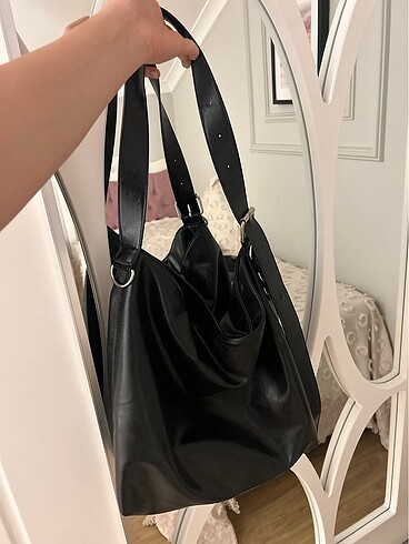 Stradivarius Büyük çanta