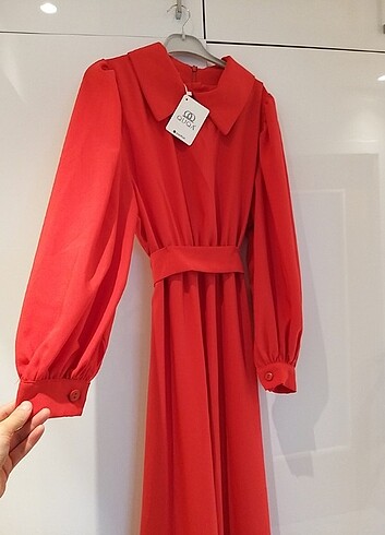 Kırmızı şık kaliteli kumaş elbise 