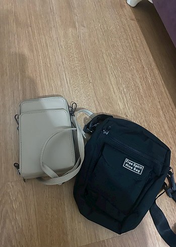 Bej Deri Fermuarlı Kadın Çapraz Çanta
