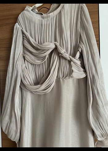 Bej Kadın Uzun Drapeli Abiye Elbise - Görsel 2