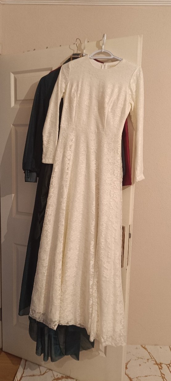 Bordo Uzun Kollu İşlemeli Kadın Abiye Elbise - Görsel 4