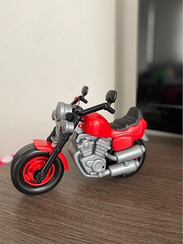 Oyuncak motor