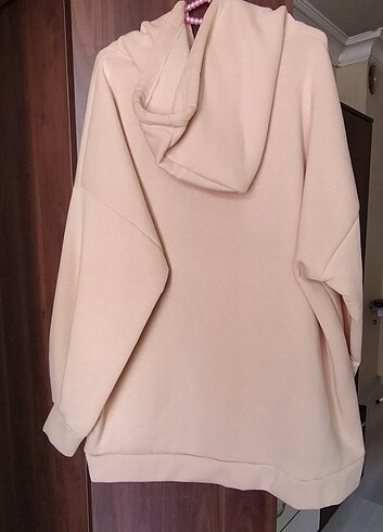  krem rengi sweatshirt 