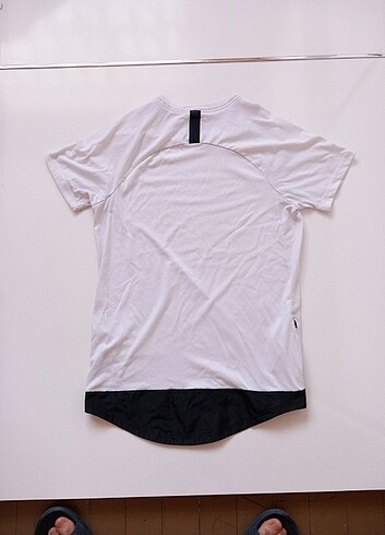 Nike tech fleece tshirt 