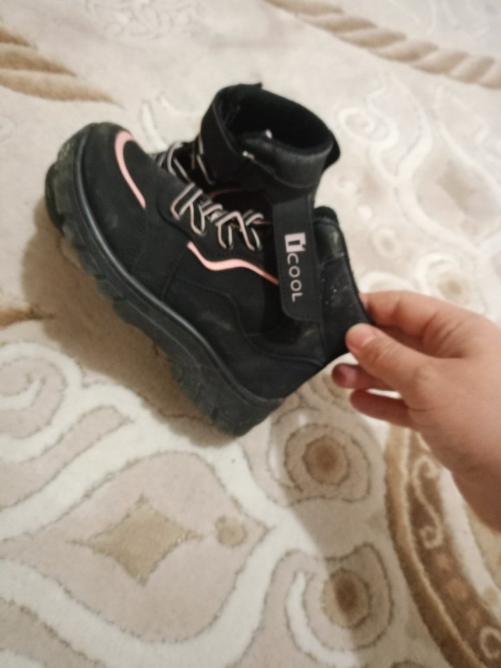 Kız Çocuk Siyah Bağcıklı Bot - Görsel 3