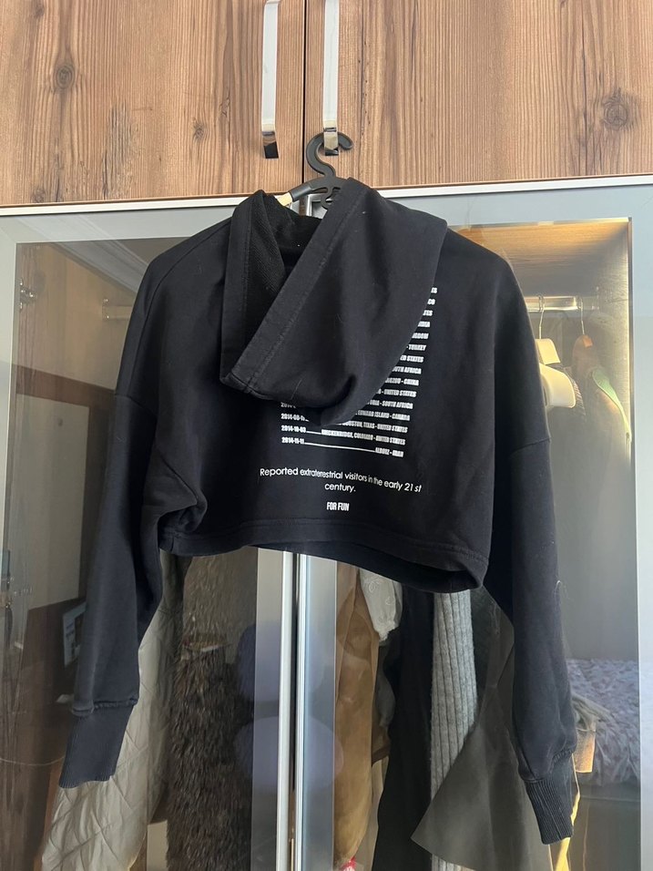 For Fun Siyah Baskılı Crop Sweatshirt - Görsel 2