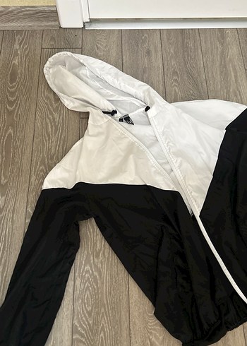 Zara Fermuarlı Siyah Beyaz Kadın Spor Ceket