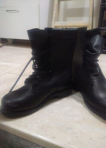 Asker botu