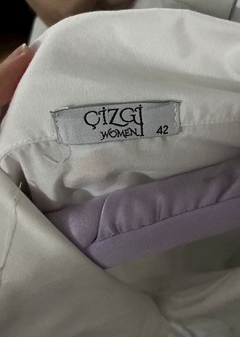 Beyaz Fırfırlı Etek üstü Bluz - Görsel 2