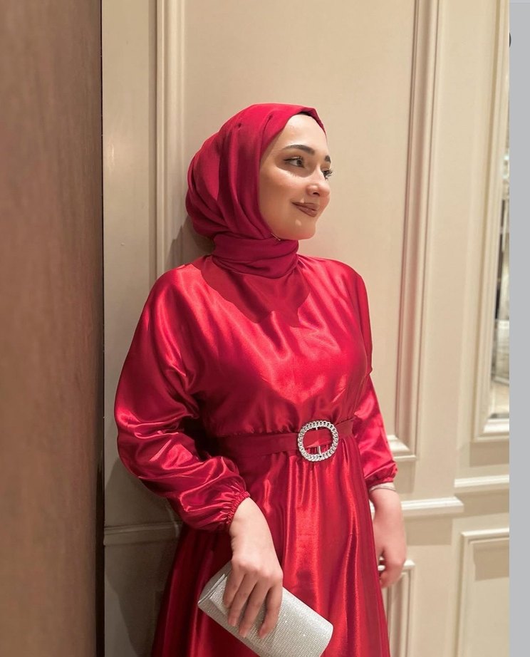 Kırmızı saten abiye - Görsel 2