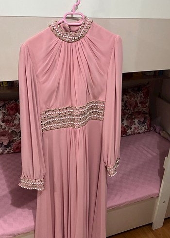 Pembe İşlemeli Uzun Kollu Abiye - Görsel 3