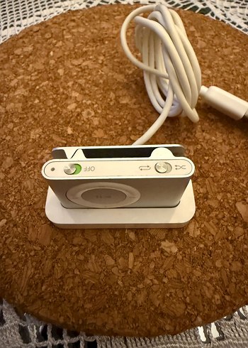 APPLE İPOD SHUFFLE 2.NESİL+ ŞARJ DOCK - Görsel 3