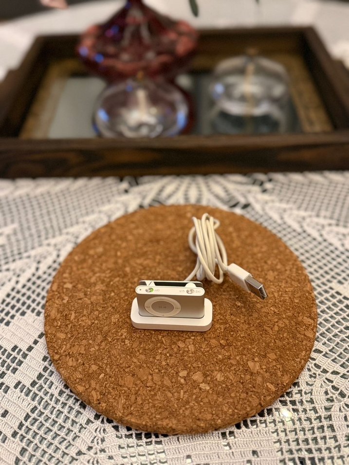 APPLE İPOD SHUFFLE 2.NESİL+ ŞARJ DOCK - Görsel 2