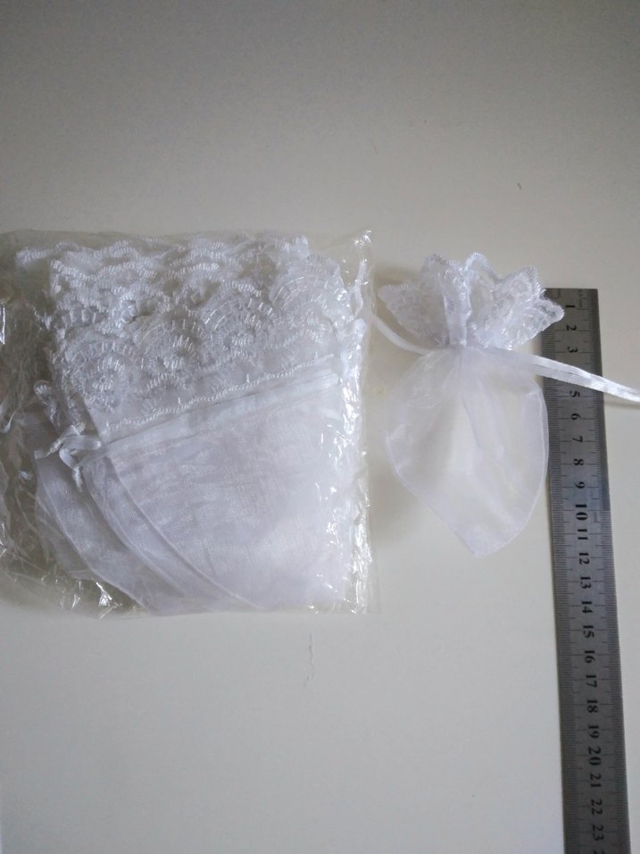 15 adet Beyaz Güpürlü Organze Keseler - Görsel 2