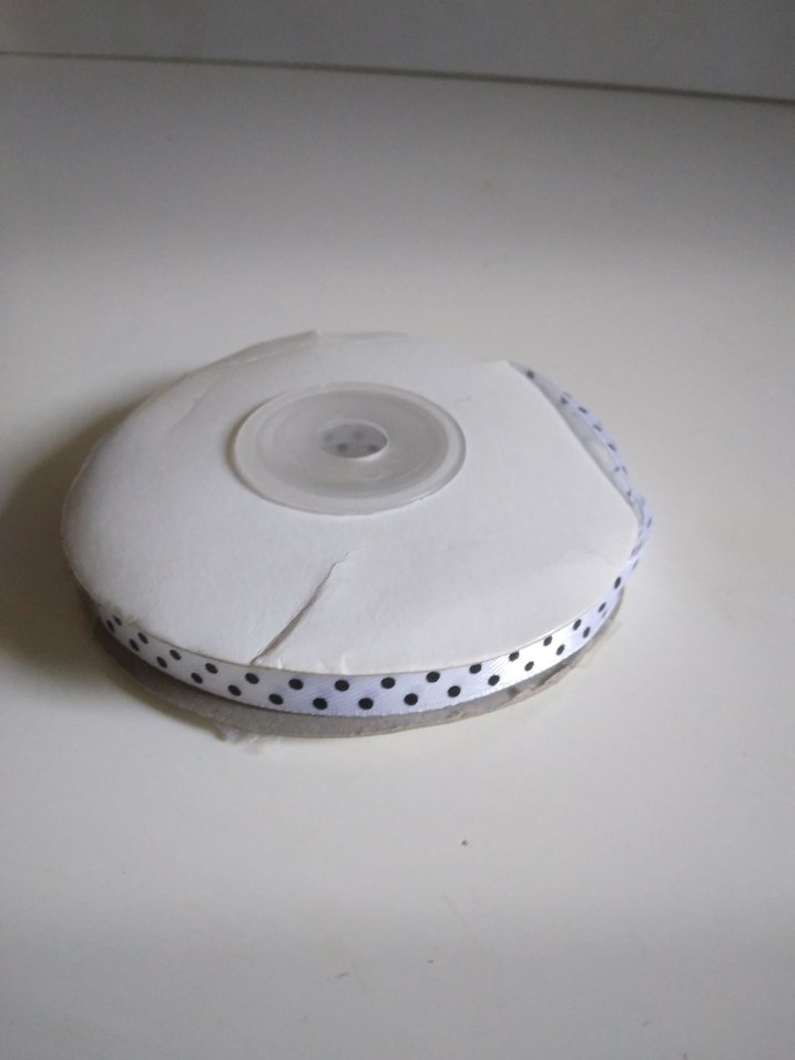 10 mt Siyah Beyaz Puantiyeli Saten Kurdele - Görsel 2