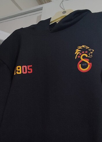 Galatasaray Galatasaray eşofman takımı ????