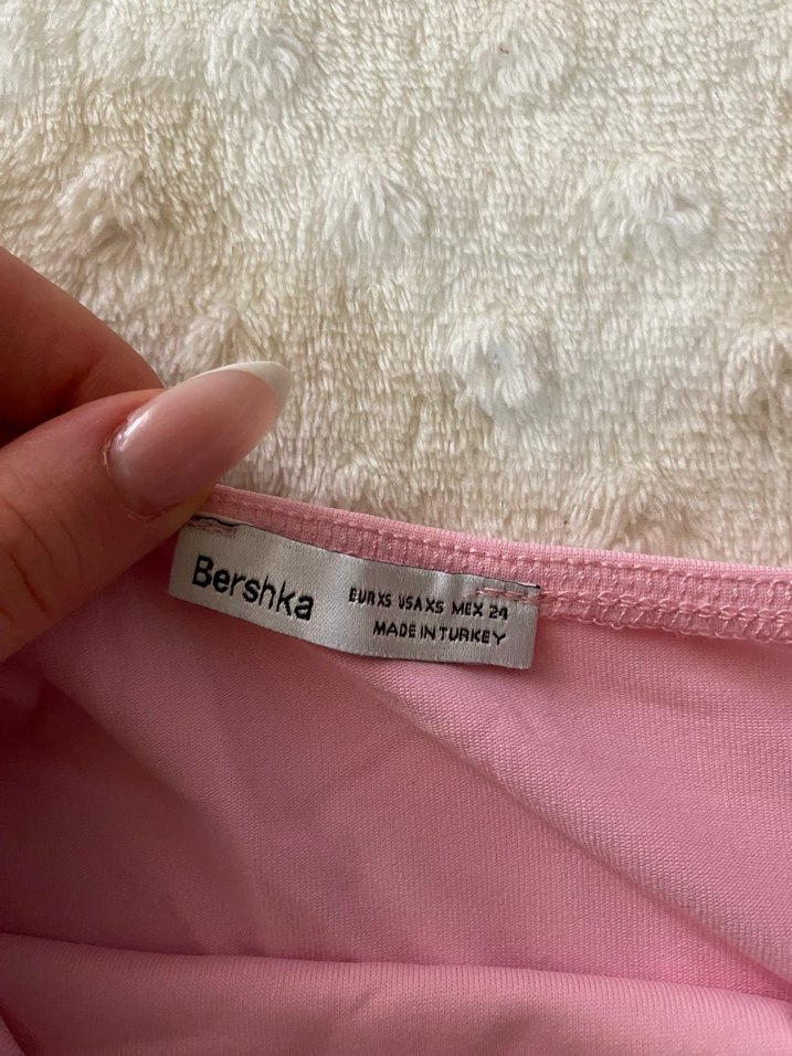 Bershka pembe straplez crop - Görsel 2
