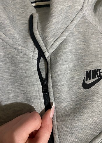 Nike Gri Tech - Görsel 4