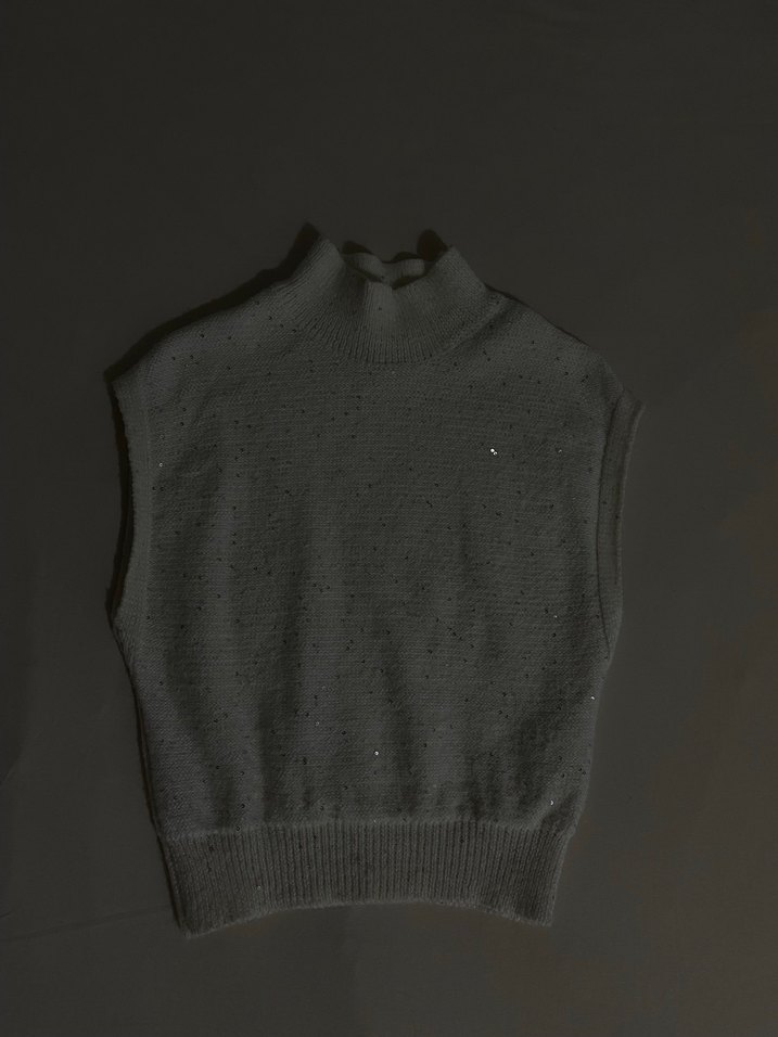 Kadın Beyaz Boğazlı sıfır kol kazak - Görsel 2