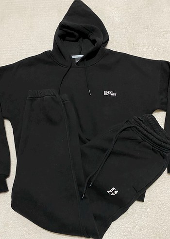 Siyah Kapüşonlu Kadın Eşofman Takımı - Görsel 3