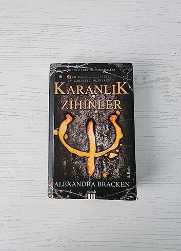 Karanlık zihinler (ciltsiz)