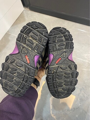 23 Beden Adidas 23 numara çocuk botu