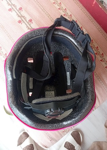 Pembe Renkli Bisiklet Kaskı Velcro Özellikli - Görsel 2