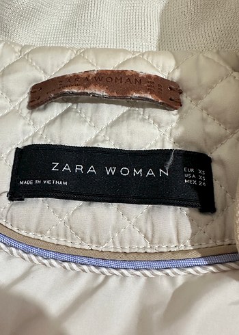 xs Beden Zara model kapitone kısa slim fit ekru xs mont