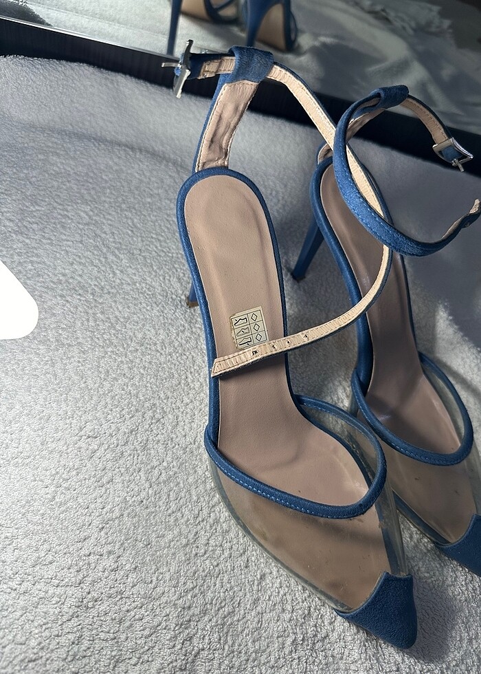 Topuklu ayakkabı - Görsel 2