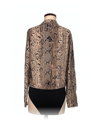 l Beden Stradivarius Bluz %70 İndirimli.