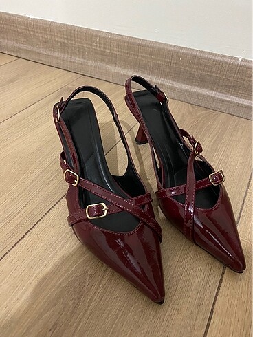 Bordo topuklu ayakkabı