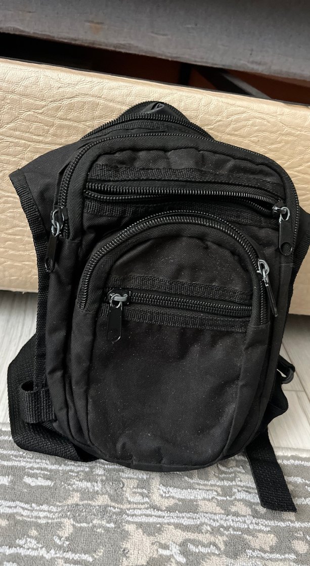 Siyah Fermuarlı Erkek Bacak Çantası - Görsel 3