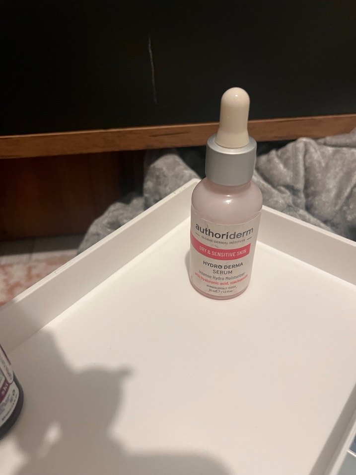 Kadınlar için Hassas Cilt Nemlendirici Serum - Görsel 2