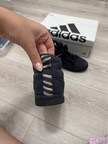 37 Beden spor ayakkabı