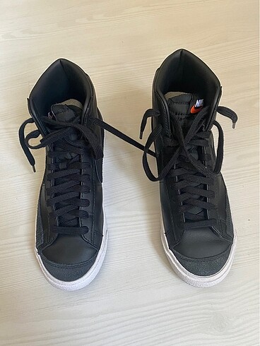 Nike Nike blazer mid 77