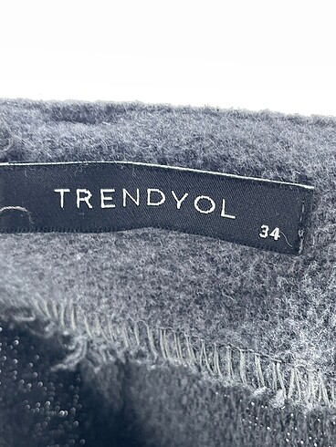 34 Beden çeşitli Renk Trendyol & Milla Mini Şort %70 İndirimli.