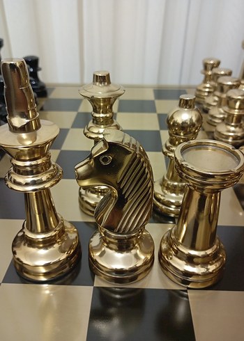 Büyük Çelik Taşlı Satranç Takımı - Görsel 2