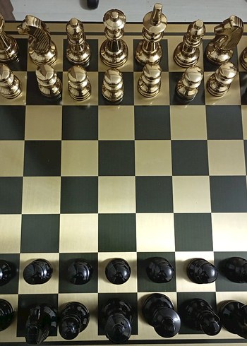 Büyük Çelik Taşlı Satranç Takımı - Görsel 6