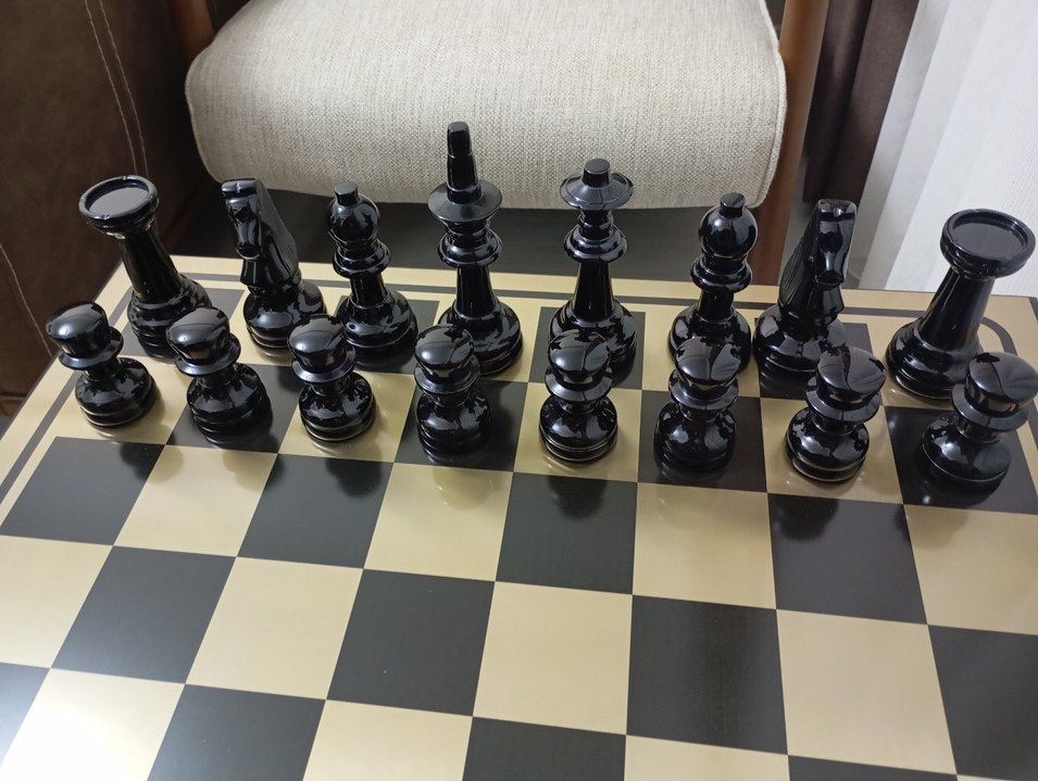 Büyük Çelik Taşlı Satranç Takımı - Görsel 4