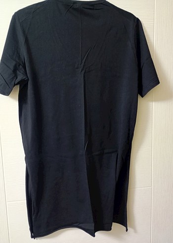 Bayan V Yakalı çift yırtmaclı Tişört - Görsel 2